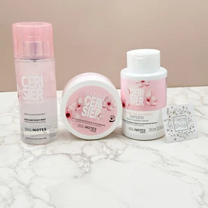 Solinotes Juego de Regalo Flor de Cerezo - Niebla Corporal Bálsamo Crema de Ducha - AUTÉNTICO - Imagen 1 de 3