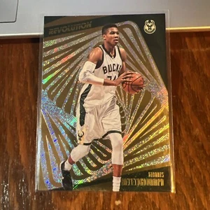 Giannis Antetokounmpo 2015-16 Panini Revolution #29 Milwaukee Bucks NM-MT - Picture 1 of 6