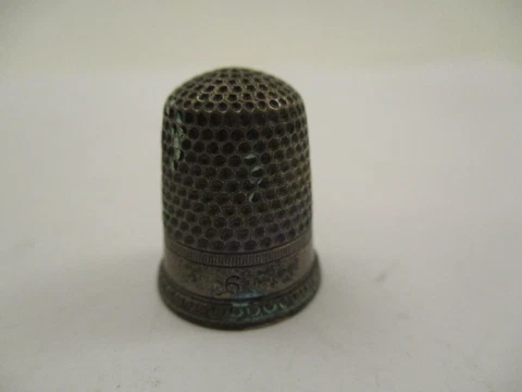 Antique Vintage Sterling Silver Thimble Size 6 Round Swirl Circle Engraved Rim Cover