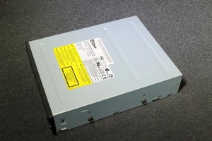 Aopen COM5232/AAH PRO Black IDE CD-RW DVD-ROM Disk Drive - Picture 1 of 1