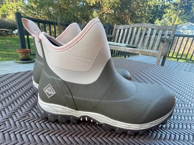 Muck Womens Artic Sport ll Ankle Insulated Boots MASAW91 Size 11 - Image 1 of 4