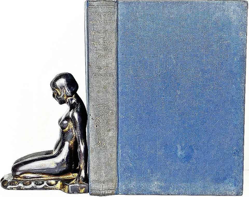 ALICE IN WONDERLAND book FIRST EDITION Adventures art MERVYN PEAKE Lewis CARROLL Foto 1 de 4