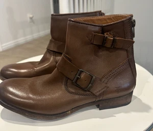 FRYE Tyler Engineer Stiefel braun Reißverschluss Knöchel Biker Motorrad Leder 3472366 Damen 8 1/2 - Bild 1 von 8