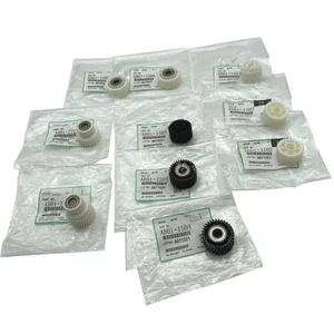 Ingranaggio motore allineamento 10 pz per Ricoh MP 1350 1357 1107 9000 1356 1100 906 907 - Foto 1 di 5