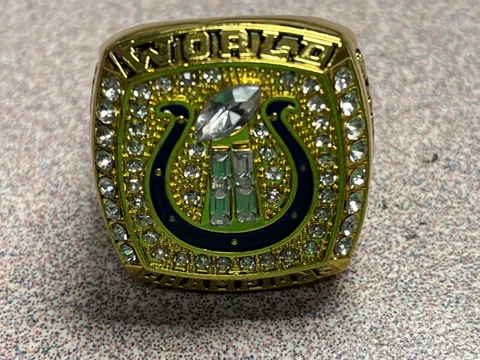 PEYTON MANNING 2006 COMMEMORATIVE CHAMPIONSHIP RING COLTS SIZE 11 Cover