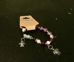 Mixed jewellery styles. - Picture 1 of 19