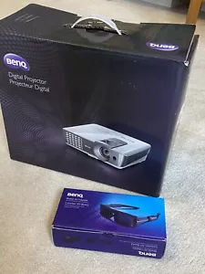 benq W1070 3D DLP Projector  and Brand New 3D Glasses - Picture 1 of 13
