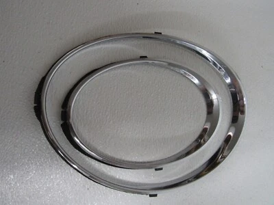 2016 BENTLEY CONTINENTAL GTC GT V8 RIGHT HEADLIGHT TRIM CHROME RING BEZEL 2-6872 - Image 1 of 4