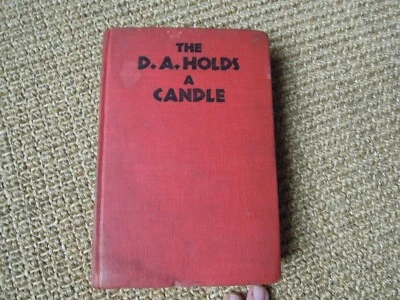 The D.A. Holds A Candle, Erle Stanley Gardner, 1938  (T1119) Foto 1 de 4