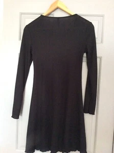 black size 14 dress bodycon . Thin unlined scoop neck long sleeve - Picture 1 of 4