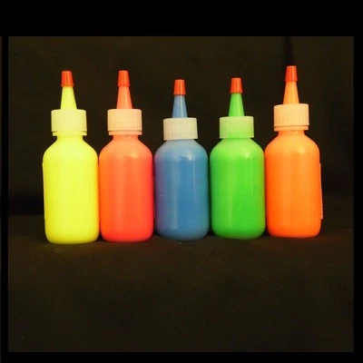 Juego de 5 colores de pintura de material de tela reactiva UV, neón, fluorescente, luz negra Foto 1 de 4