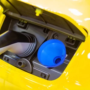 Capless Tank Oil Funnel Transmission Flexible Neck Car - Foto 1 di 12