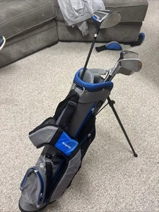 Top Flite Junior 6-club Golf Set With Bag  - Picture 1 of 4
