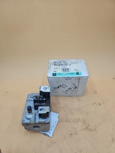 White Rodgers 36E29 101 HVAC Furnace Gas Valve. 7990-328 - Picture 1 of 7