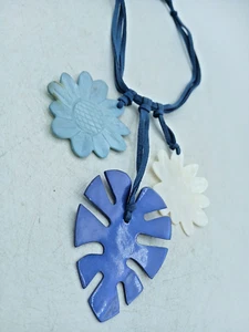 Gaby's Costume Statement Floral Leaf Design Necklace. JW174 - Picture 1 of 11