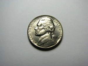1956-P Jefferson Nickel BU From Original Roll ** Free Shipping With Tracking - Picture 1 of 2