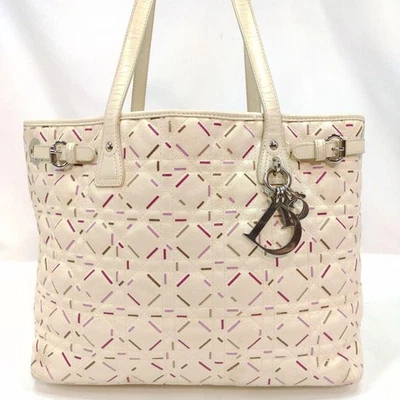 Dior сумка с короткими ручками ПВХ выстеганная 31 см x 24 см x 15,5 см белый новый - Изображение 1 из 4