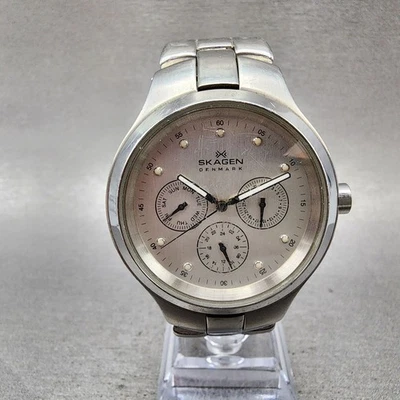 Skagen Watch Men 40mm Silver Dial Silver Tone Daydate Round 138LSXC New Battery - Image 1 of 4
