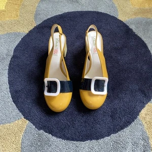 MOD style Orla Kiely for Clarks ‘Maggie’ Mustard Patent Shoes Size UK 6 - Picture 1 of 12