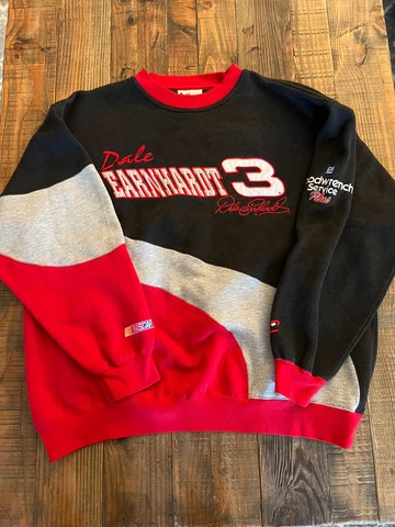 Vintage Dale Earnhardt Goodwrench #3 Intimidator Crewneck Sweatshirt Cover