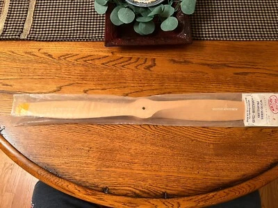 Master Airscrew Propeller Maple Hardwood 22x10 MA2210B New In Package - Image 1 of 3