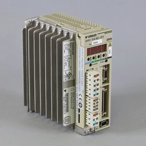 Omron SGDH-04AE-0Y Servopack Servo Driver Controller LOW HOURS - Picture 1 of 3