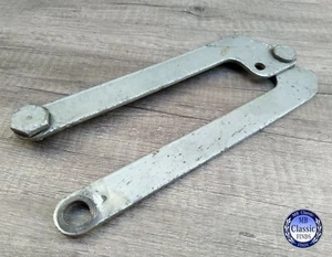 Mercedes Benz R107 W112 W111 W110 W114 W115 W108 hood hinge support 1108800277 - Bild 1 von 10