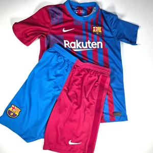 Nike FC Barcelona 2021/22 Home Football Kit - Maglia e pantaloncino - Età 13-14 anni - Foto 1 di 11