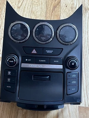 2013-2016 Hyundai Genesis Coupe Temperature Control USB Hazard Gauge OEM USED - Image 1 of 4
