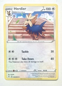 Herdier - 134/203 - Uncommon - Evolving Skies - POKEMON Near Mint/Mint - Picture 1 of 6