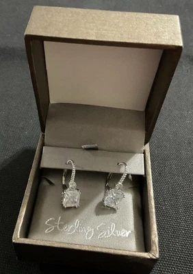 "Pendientes de plata de ley con circonita cúbica (aro) de 1"" de largo" Foto 1 de 4