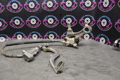 2018 kawasaki 11-18 kx450f OEM FREIO TRASEIRO TRASEIRO CILINDRO MESTRE COM RESERVATÓRIO - Imagem 1 de 4