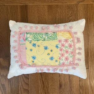 *RARE*  LILLY PULITZER White With Pink  Patchwork Pillow  15 1/2 X 11 1/2 - Picture 1 of 4