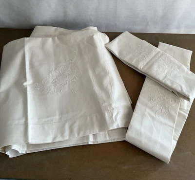 Sábana bajera y fundas de almohada vintage ITALIA bordadas a mano ALGODÓN ESPERANZA PECHO Foto 1 de 4