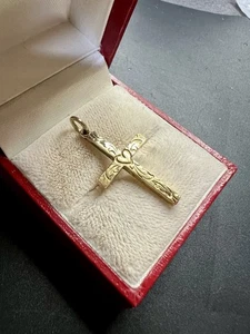 Sterling Silber und 14K Gold Filled Kreuz Vintage. Schnörkelarbeit mit ❤️ Herz - Bild 1 von 10