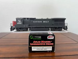 Atlas Master Series HO Scale 9019 Cotton Belt Dash 8-40B #8087 W/CTC-16 Decoder - Picture 1 of 6