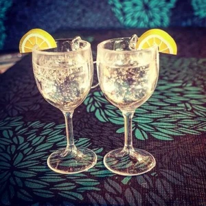 Unique LEMONADE GLASS EARRINGS lemon DRINK miniature HANDMADE cute GLASSES drink - Picture 1 of 1