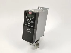 Danfoss FC-280PK55T4E20H1BXCXXXSXXXXAX 134U2978 Frequency converter 0.55kW - Bild 1 von 7