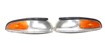 Lámpara/lente señal de giro delantera para conductor y pasajero Chevy C5 Corvette 97-04 *USADA* Foto 1 de 4