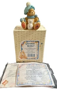 CHERISHED TEDDIES: Januar Bär Figur. Ein neues Jahr mit alten Freunden. Winter sehr guter Zustand - Bild 1 von 3