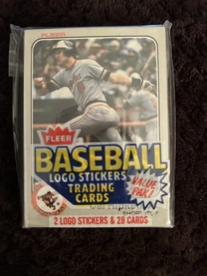 1983 Fleer Cello Pack Ripken on top Possible Sandberg/Boggs/Gwynn Rookie? - Image 1 of 2