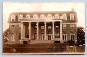Vintage RPPC Selinsgrove PA Susquehanna University Seibert Hall Campus V10 - Foto 1 di 2
