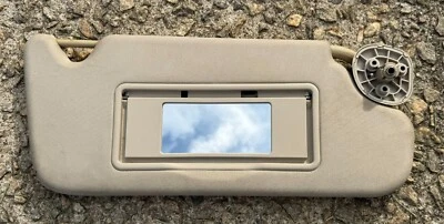 Parasol para Chevrolet Impala 2006-2016 lado del pasajero tela bronceada derecha parasol OEM Foto 1 de 2