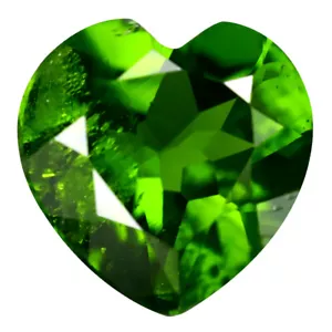 1.75 ct Best Heart Cut (8 x 8 mm) (Un-Heated) Green Chrome Diopside Gemstone - Picture 1 of 2