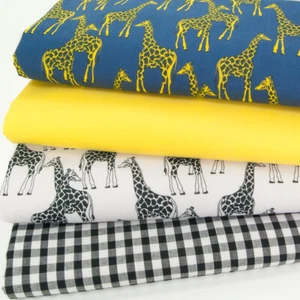 Fat Quarter Bundle Polycotton Fabric Giraffe Animal Wildlife Kids Craft Material - Picture 1 of 5