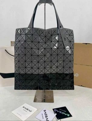 ISSEY MIYAKE PRISMA BICOLOR L GRIS OSCURO×NEGRO Nuevo Foto 1 de 4