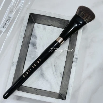Cepillo Base Bobbi Brown Soft Focus - Tamaño Completo Nuevo Sellado Foto 1 de 4