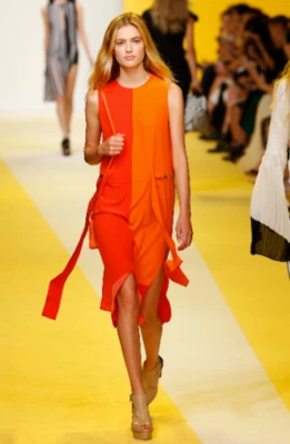 Vestido de seda AKRIS Colorblock talla 40 = EE. UU. 8 - NUEVO SIN ETIQUETAS Foto 1 de 2