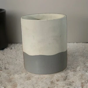 Caja y barril blanco y gris gres utensilios maquillaje soporte/jarrón maceta - Imagen 1 de 5