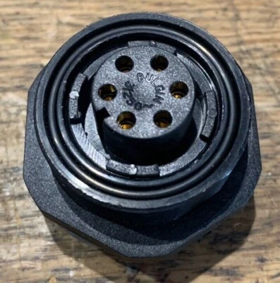 BULGIN PX0707/S/06 Standard Circular Connector 6 POLE PCB SKT **Free shipping** - Image 1 of 2